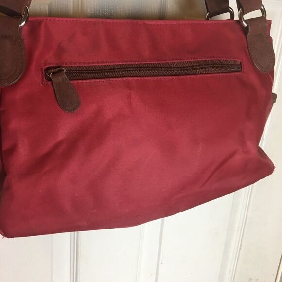 Kim Rogers sholder bag practical and elegant. - Picture 7 of 8